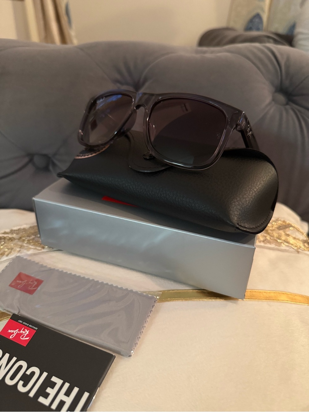 Ray-Ban Justin Classic /Grey Gradient Polarized 54 mm Sunglasses - Picture 5 of 10